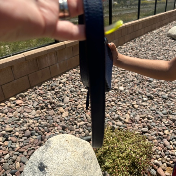 COPY - Kate spade mulberry street COLLECTIBLE average Wear pictures show everyt - Picture 9 of 16